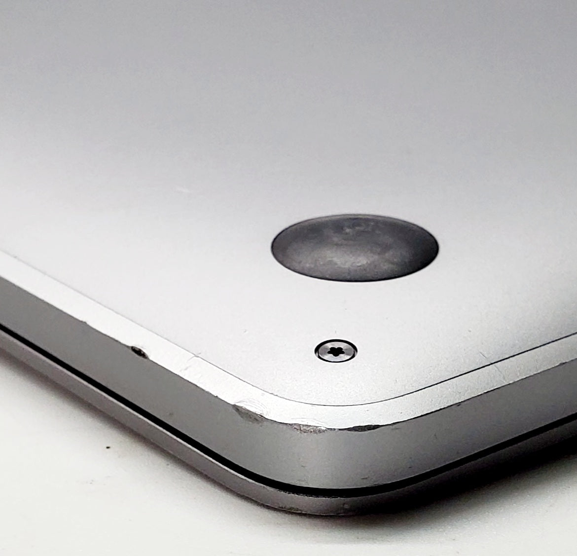 Apple MacBook Pro 13-inch (2020) – Space Gray, Intel Core i5, 8GB RAM, 256GB SSD