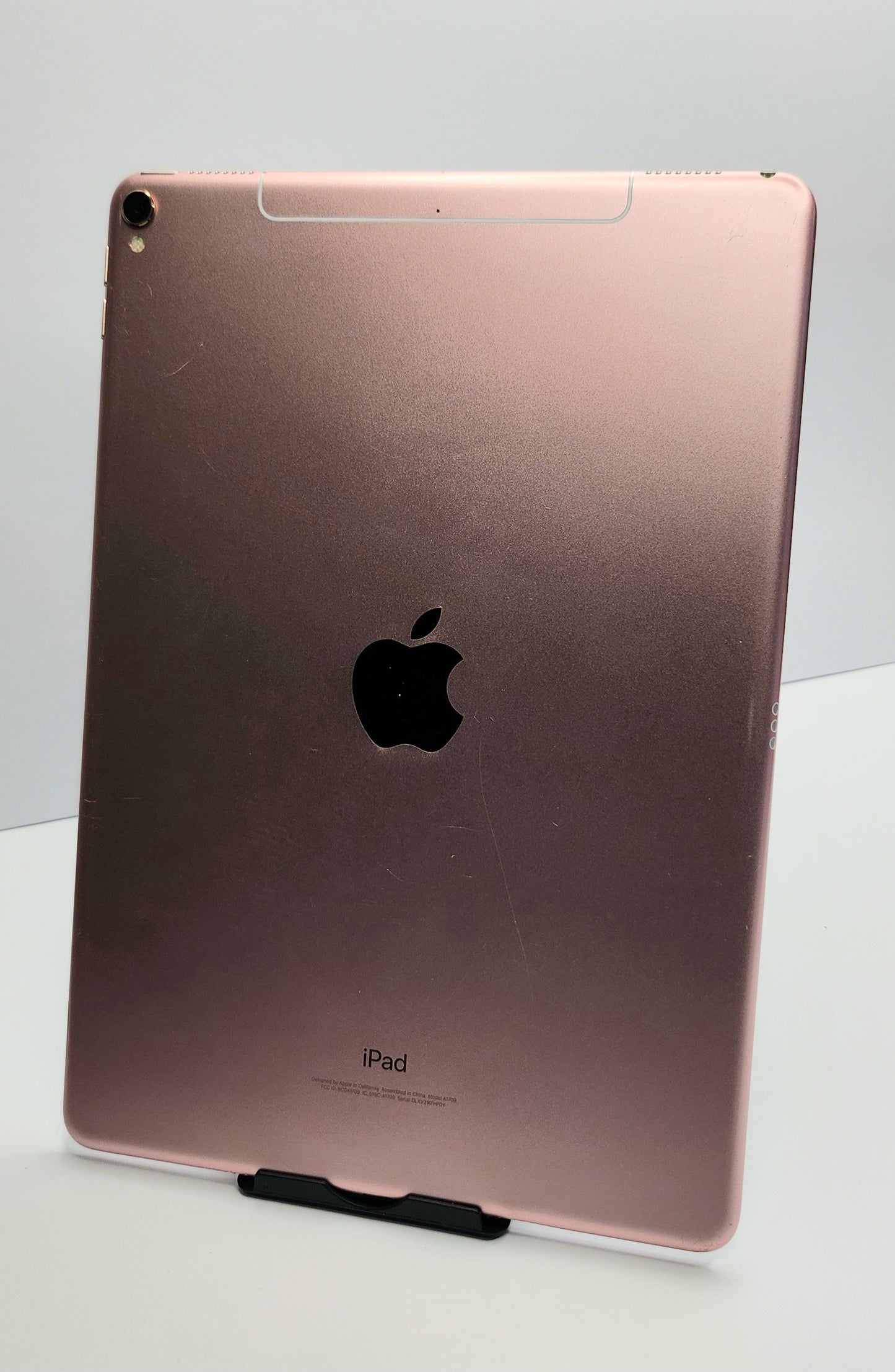 Apple iPad Pro 10.5″ (256GB) – Rose Gold | Wi-Fi + LTE (Unlocked)
