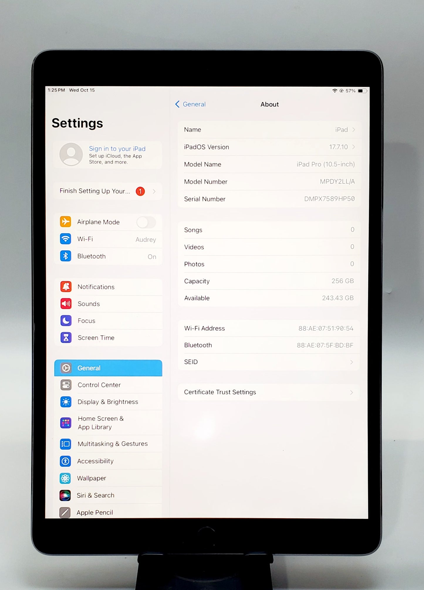 iPad Pro 10.5 – Gris espacial, 256 GB, Wi-Fi