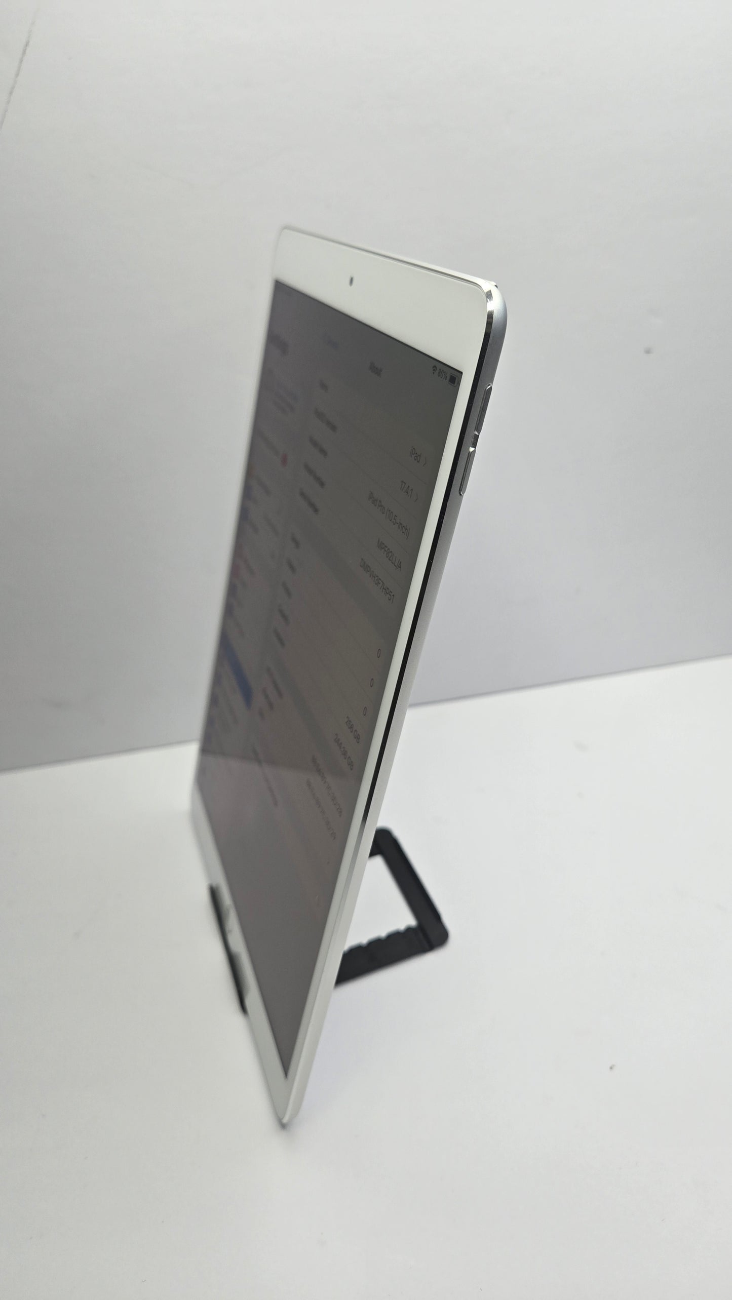Apple iPad Pro 10.5-inch 256GB Wi-Fi – Silver